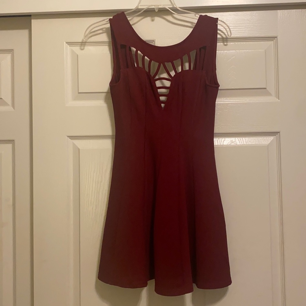 Maroon dress from Windsor, Size Large